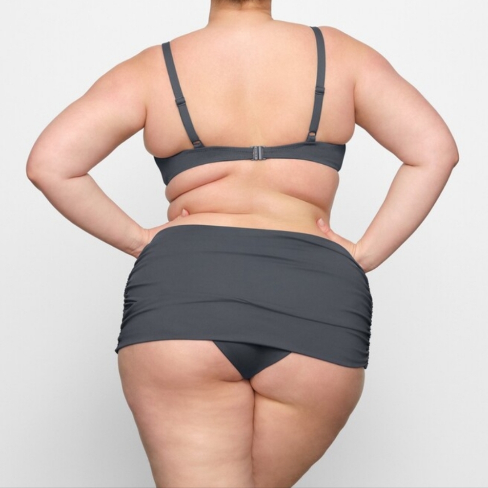 NWT Skims Sculpting Swim Fold Over Ruched Bikini Bottom Gunmetal 4X - Picture 5 of 8